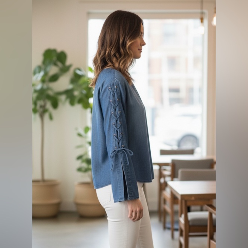 Bella Dahl Women's Blue Denim Top NWT